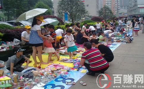 擺地?cái)傎u(mài)什么好?擺地?cái)傎u(mài)什么賺錢(qián)? 第2張